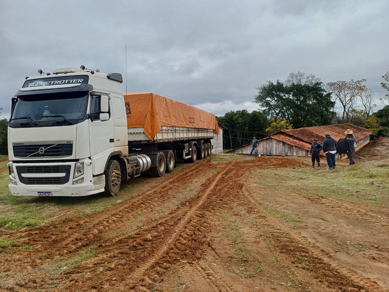 Logística e entrega no campo